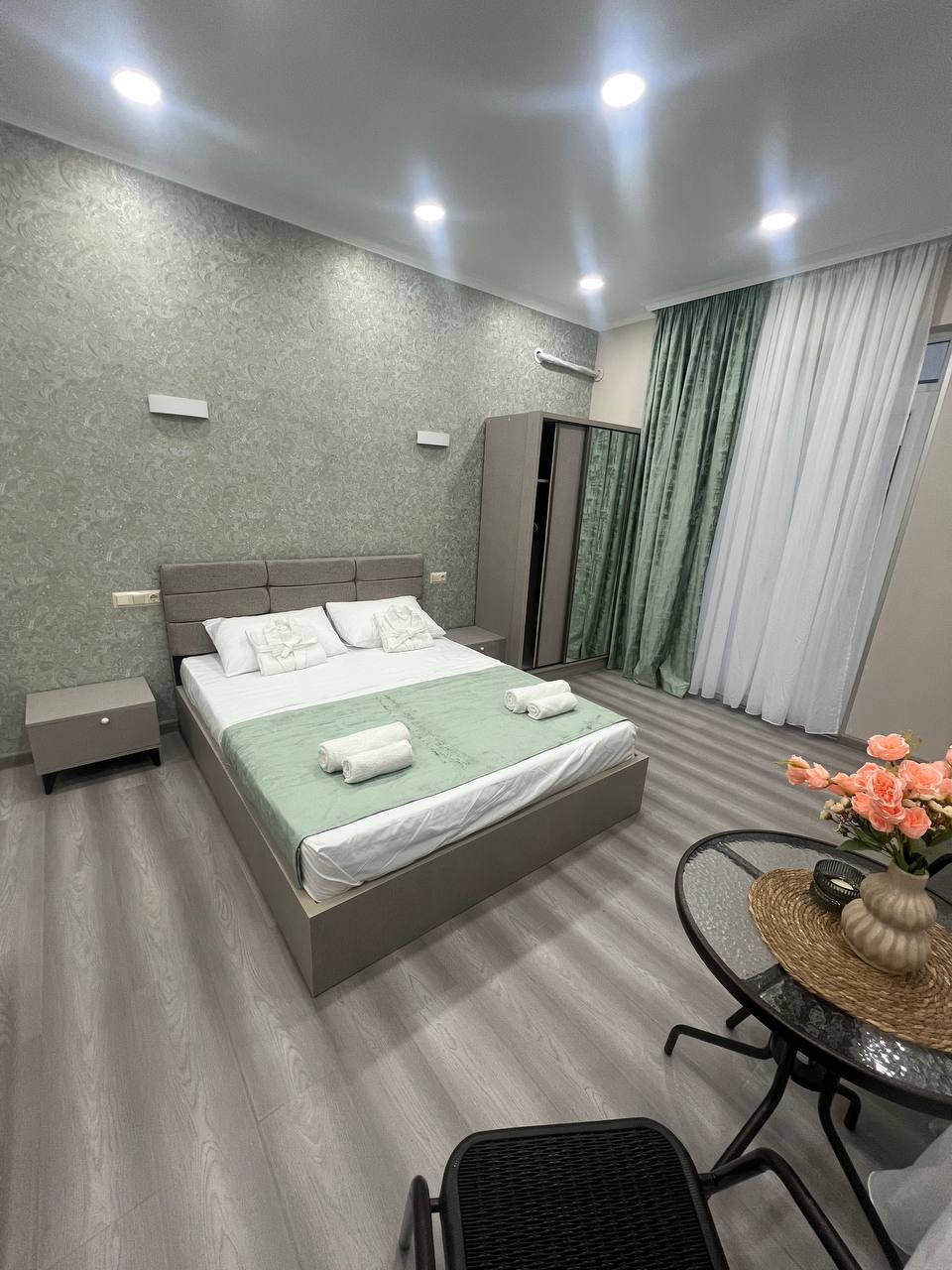 Triple Room – 002