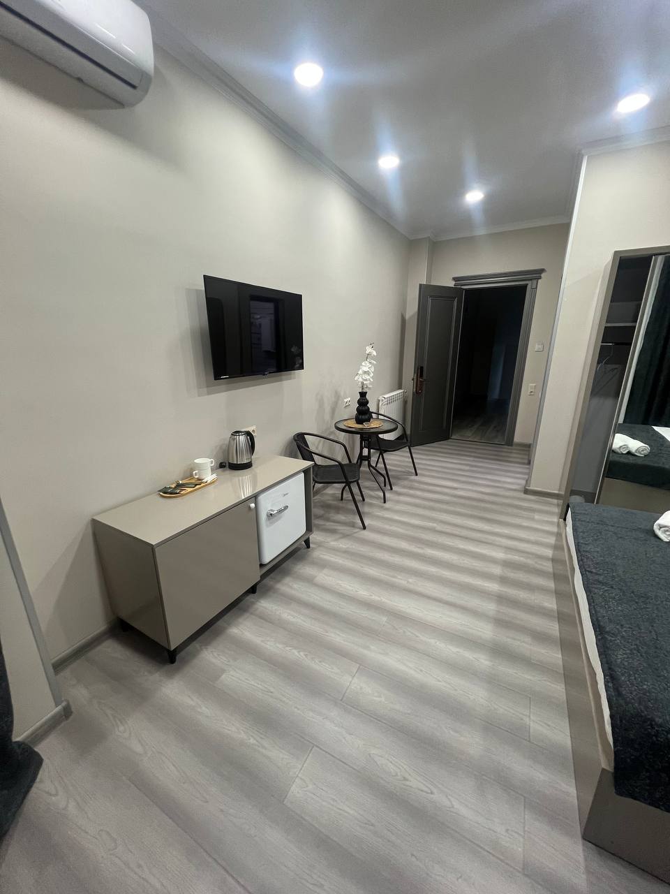 Double Room – 003