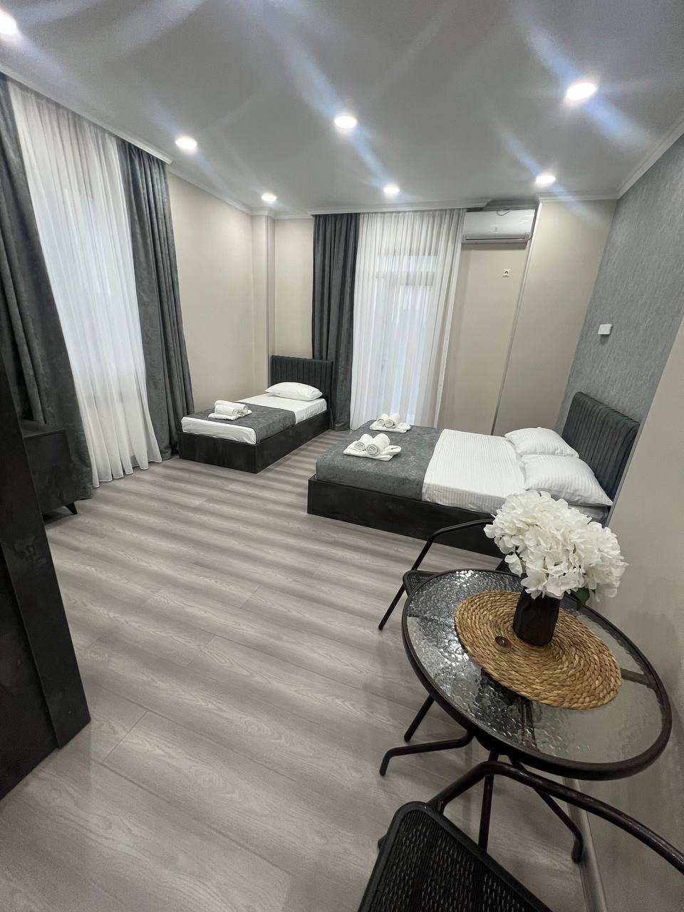 Triple Room – 006