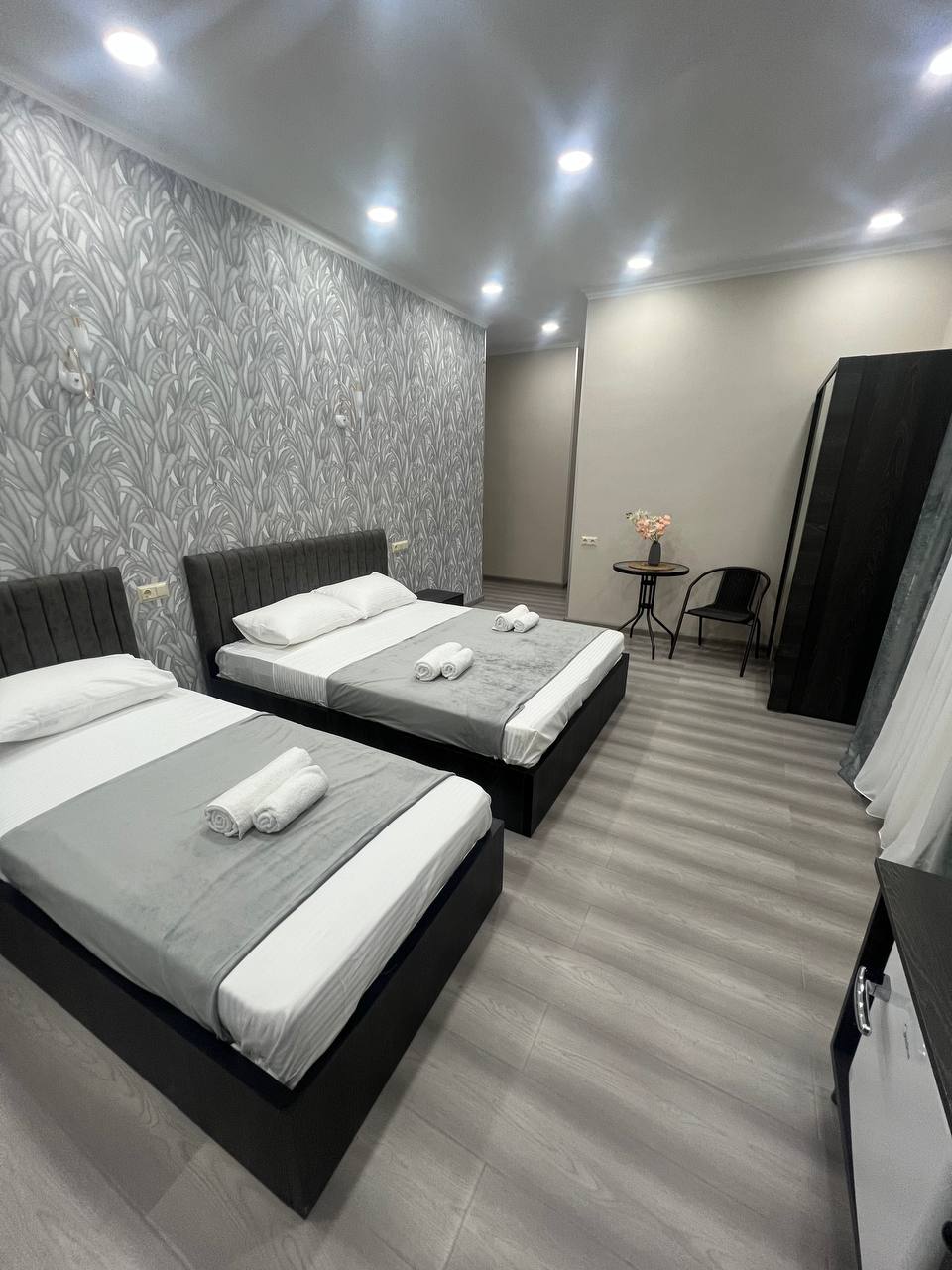Triple Room – 009