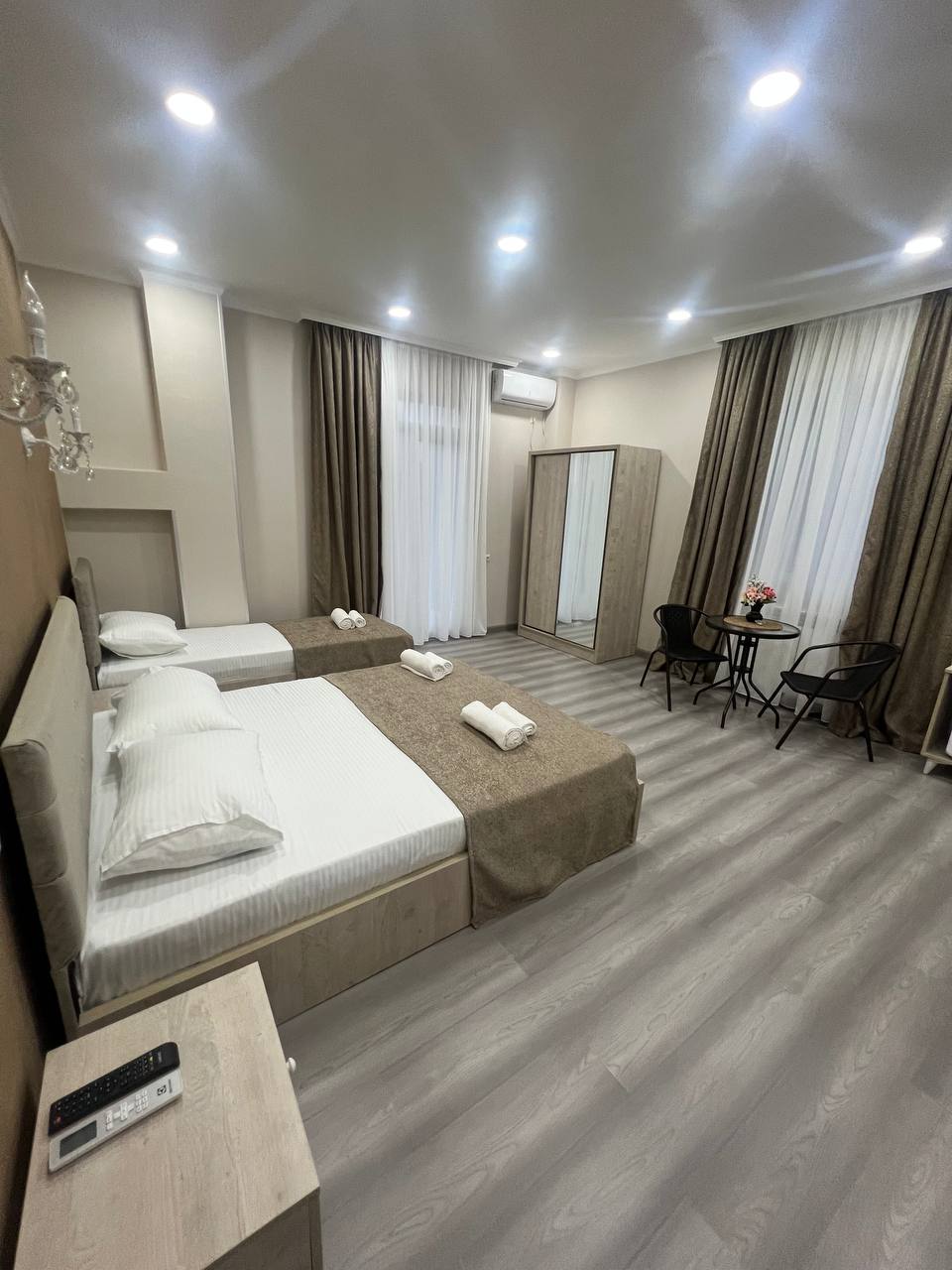 Triple Room – 010